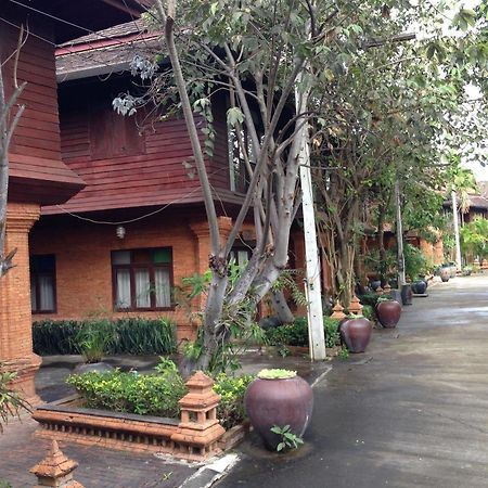 Wiangjintra Lanna Living Hotel Hang Dong Exterior photo