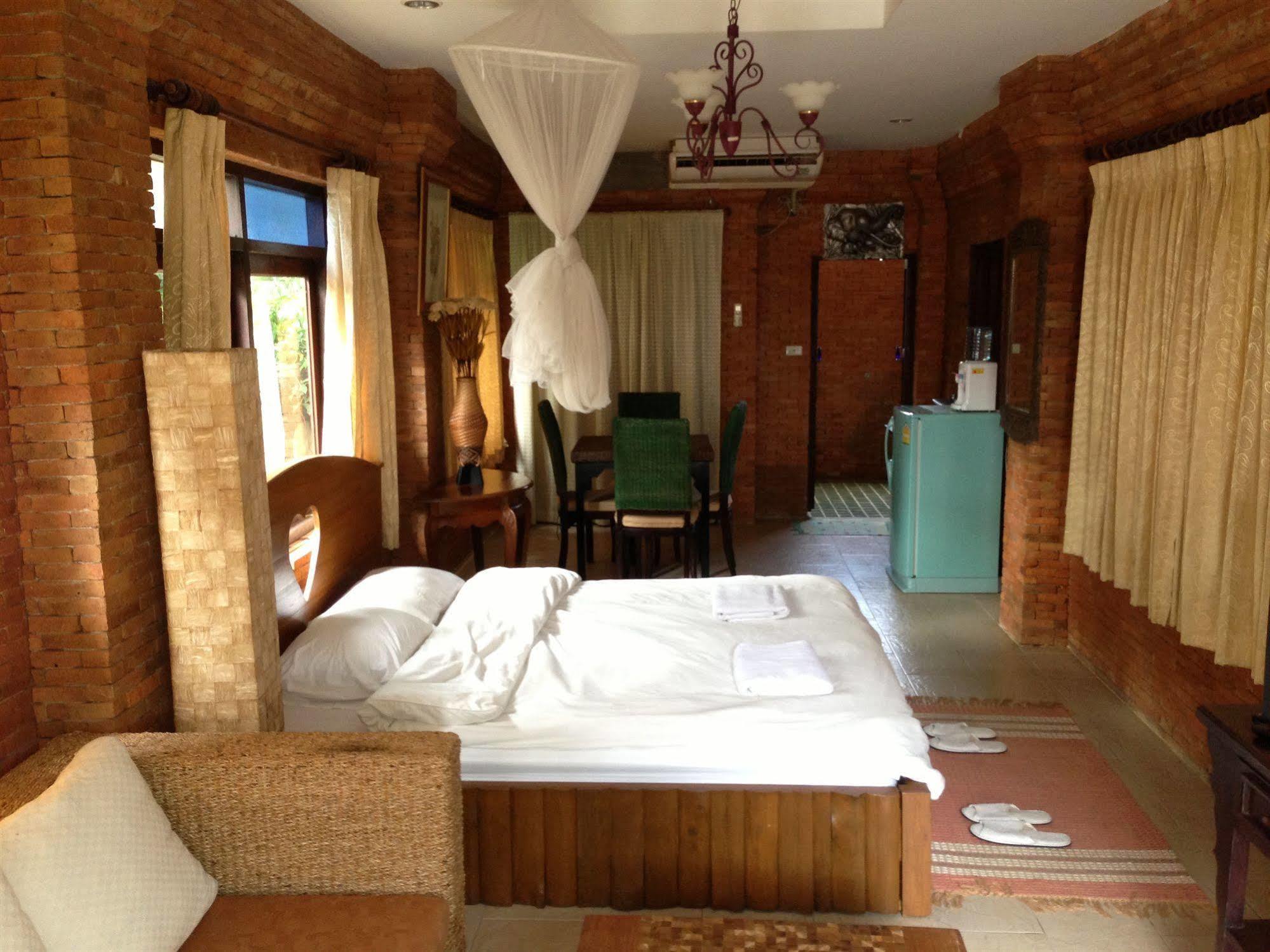 Wiangjintra Lanna Living Hotel Hang Dong Exterior photo